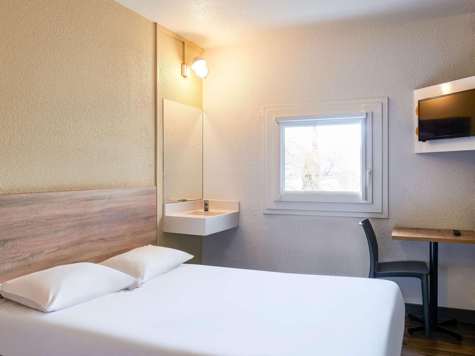Hotelf1 Chilly Mazarin Les Champarts Екстер'єр фото