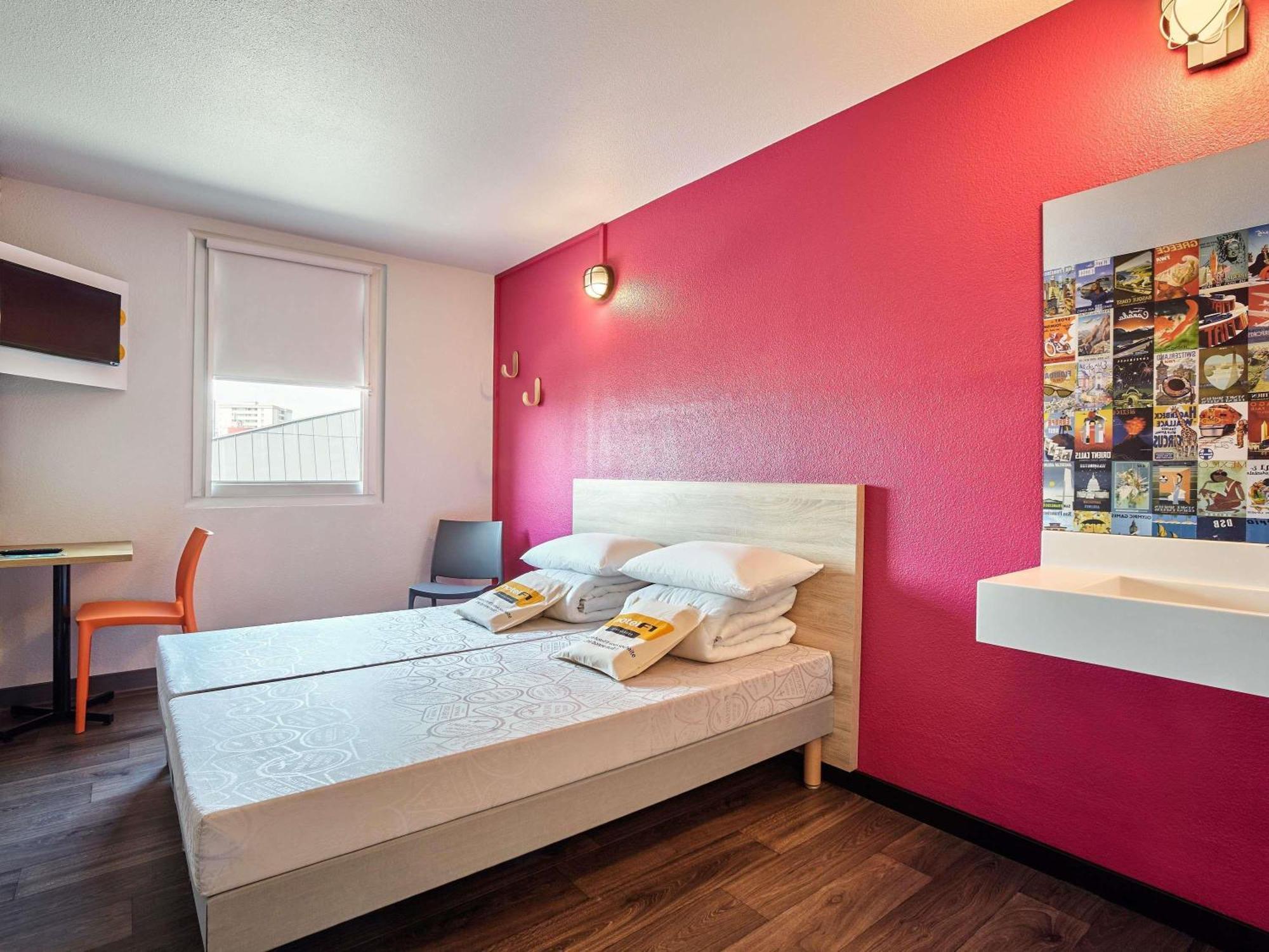 Hotelf1 Chilly Mazarin Les Champarts Екстер'єр фото